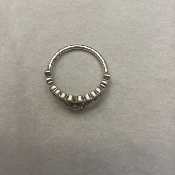 Pandora Fairytale Tiara Wishbone Ring - Picture 5 of 8